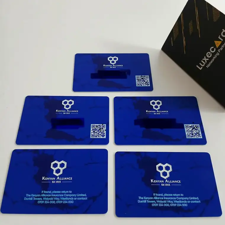 LuxeCard Plastic, portfolio example 8