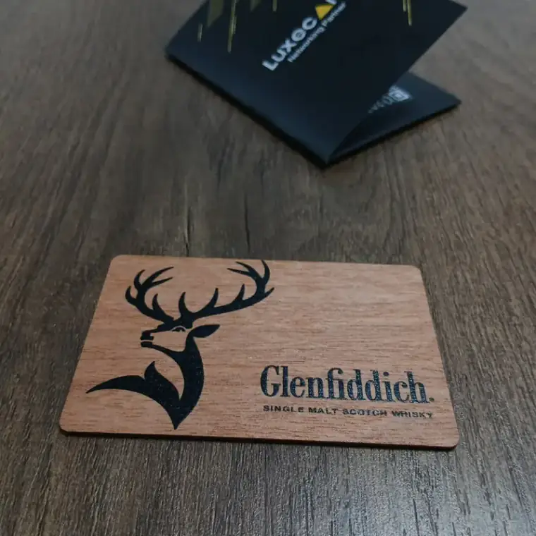 LuxeCard Wood, portfolio example 5