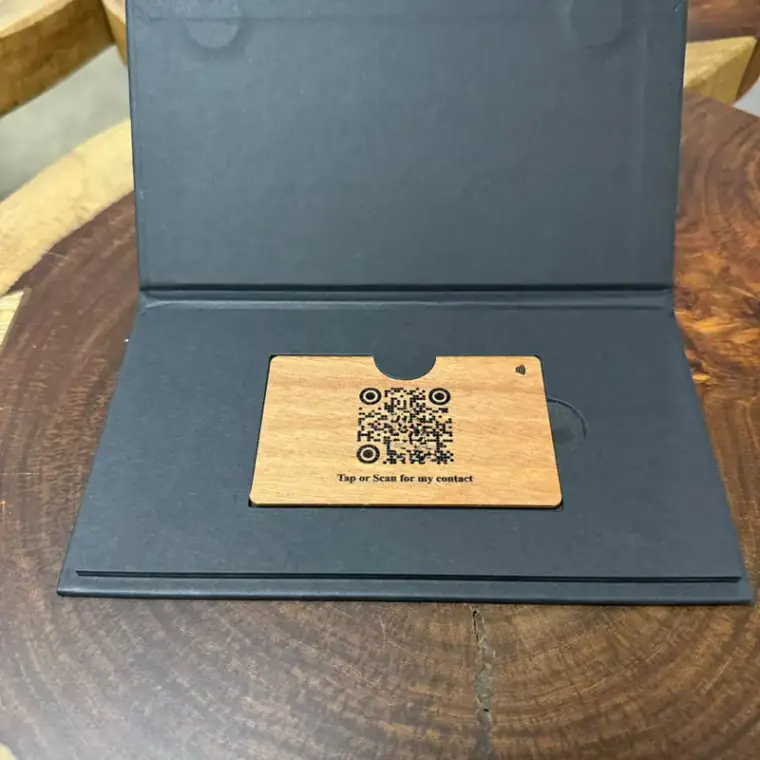 LuxeCard Wood, portfolio example 7